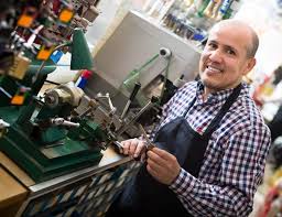 Como Identificar Quando a Fechadura Precisa Ser Trocada em Jundiaí: 6 Dicas carlos silva chaveiro 1